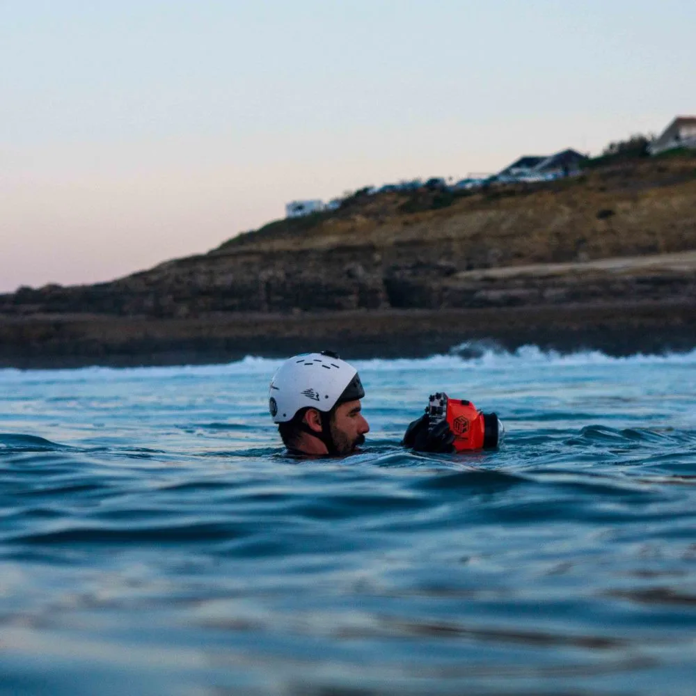 Gonçalo Plácido, surf photographer in Ericeira